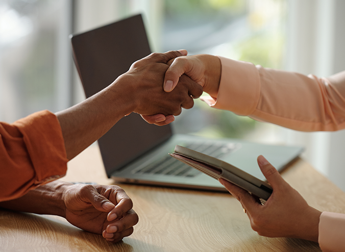 Transactions en cours de contrat, un article de Stanislas Dublineau, avocat associé et Thibaut de Leiris, juriste