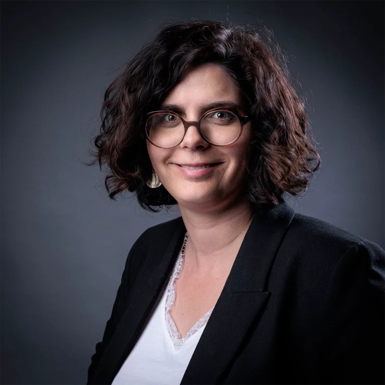 Coline Dufiet, avocate en droit corporate et droit de la Concurrence-Distribution-Commerce à Nîmes
