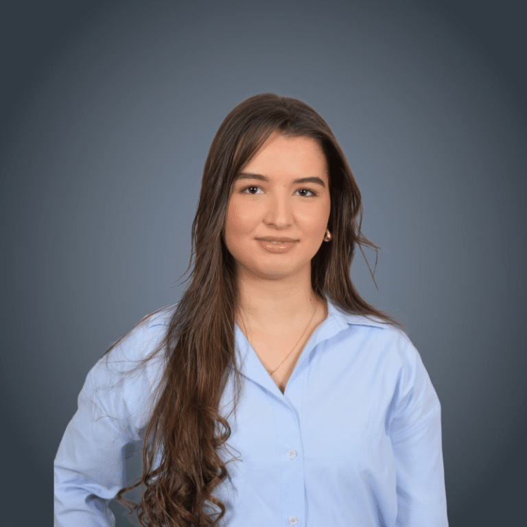 Nadine accompagne les chefs d’entreprises dans tous les domaines du droit fiscal, du droit douanier ainsi que du droit fiscal international, tant en conseil qu’en contentieux